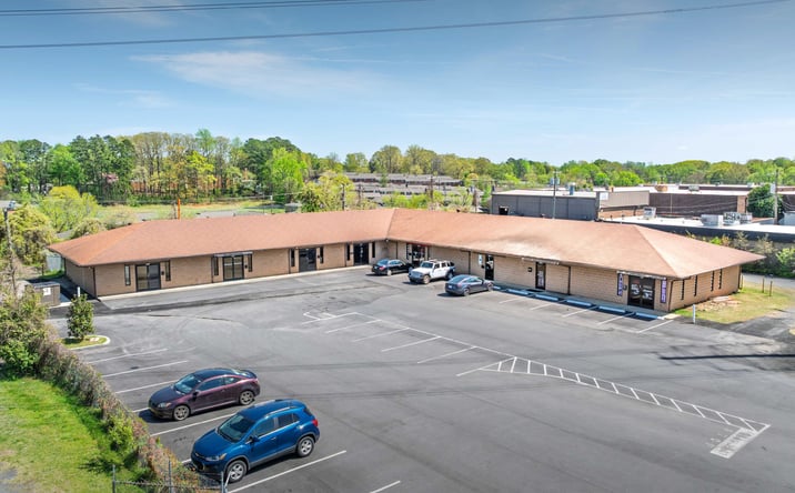 Pictures of Retail property located at 4217 South Boulevard, Charlotte, NC 28209 for lease - image #1