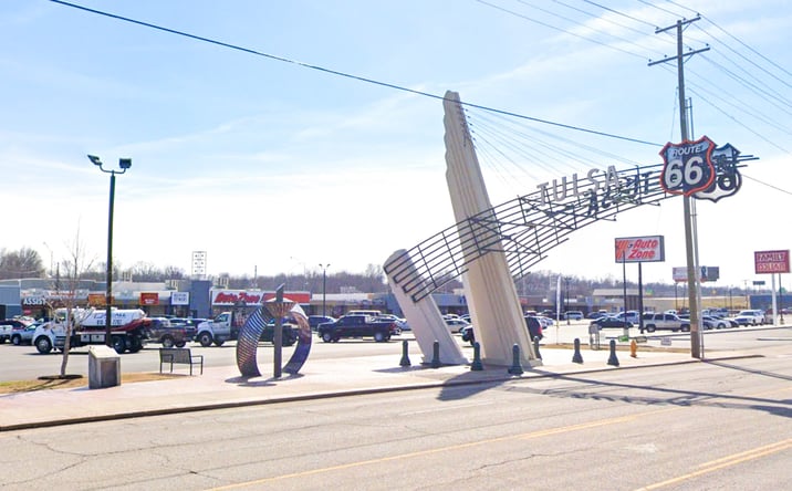 Pictures of Retail property located at 4227 Southwest Blvd, Tulsa, OK 74107 for lease - image #1