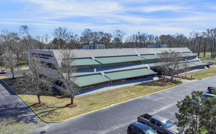 Pictures of Office property located at 701 Robley Drive, Lafayette, LA 70503 for lease - image #1