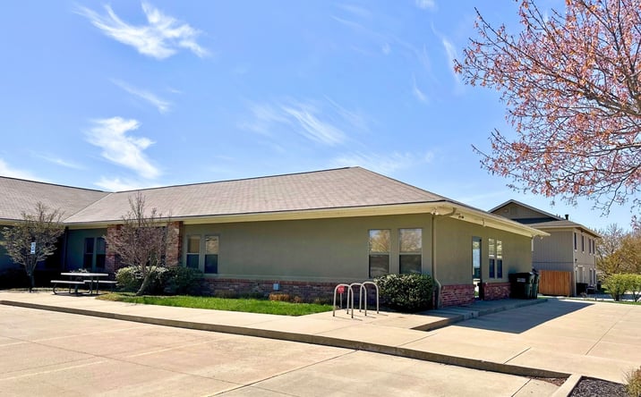 Pictures of Office property located at 501 Gateway Dr, Lawrence, KS 66049 for lease - image #1