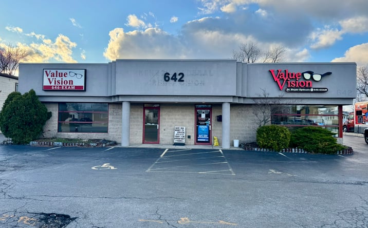 Pictures of Retail property located at 642 Sheridan Dr, Tonawanda, NY 14150 for lease - image #1