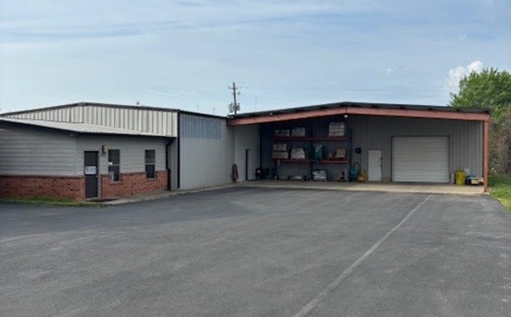 Pictures of Industrial property located at 2420 - 2426 Bell St, Shreveport, LA 71103 for lease - image #1