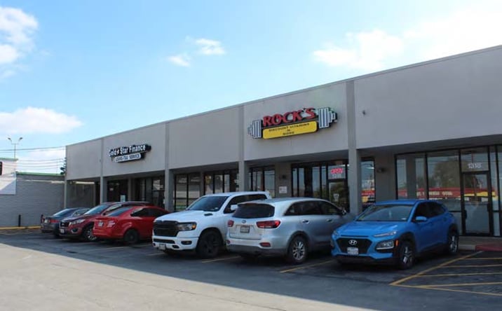 Pictures of Retail property located at 1310 SW Military Dr, San Antonio, TX 78221 for lease - image #1