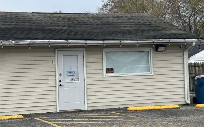 Pictures of Office property located at 2372 E North Grand Avenue, Springfield, IL 62702 for lease - image #1
