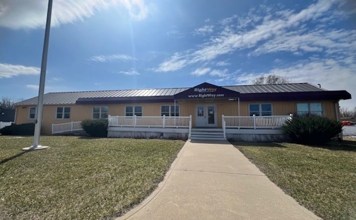 Pictures of Retail property located at 2600 Elkhart Rd, Goshen, IN 46526 for lease - image #1