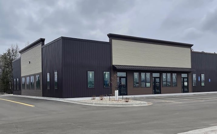 Pictures of Retail, Restaurant property located at 1400 1st St E, Park Rapids, MN 56470 for lease - image #1