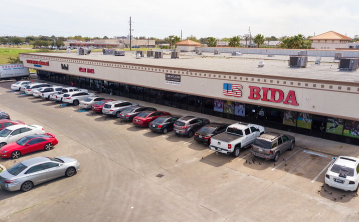 Pictures of Retail property located at 10905 Bellaire Blvd, Houston, TX 77072 for lease - image #1