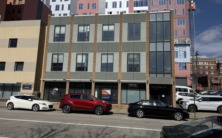 Pictures of Office property located at 3347 Forbes Ave, Pittsburgh, PA 15213 for lease - image #1