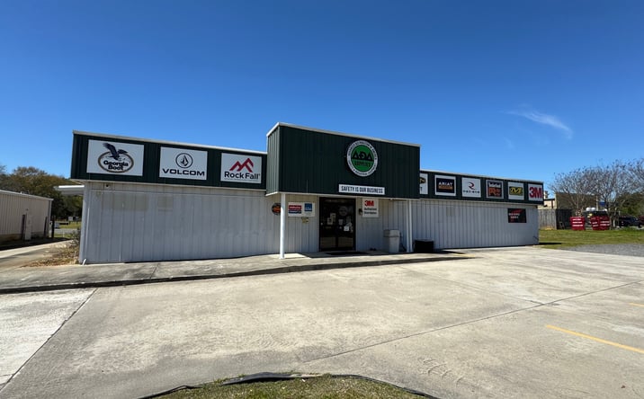 Pictures of Retail, Office, Special Purpose property located at 205 Old Perry Rd, Bonaire, GA 31005 for lease - image #1