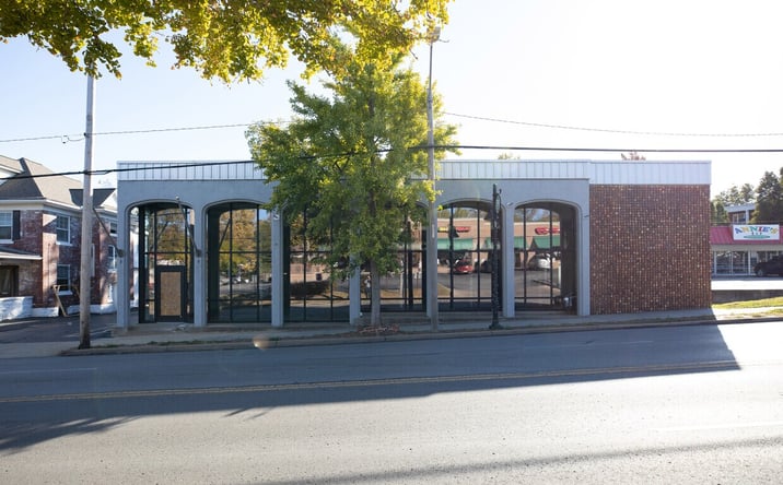 Pictures of Retail, Office property located at 835 W 39th St, Kansas City, MO 64111 for lease - image #1