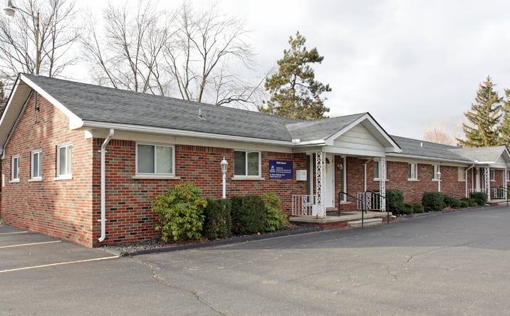 Pictures of Office property located at 52935 Mound Rd, Shelby Township, MI 48316 for lease - image #1