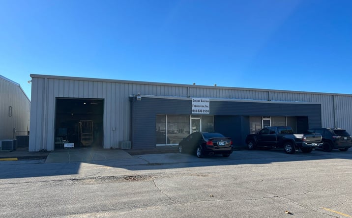 Pictures of Industrial property located at 10604 East Ute Street, Tulsa, OK 74116 for lease - image #1