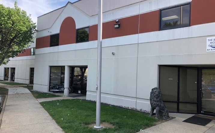 Pictures of Industrial property located at 22923 Quicksilver Dr, Sterling, VA 20166 for lease - image #1