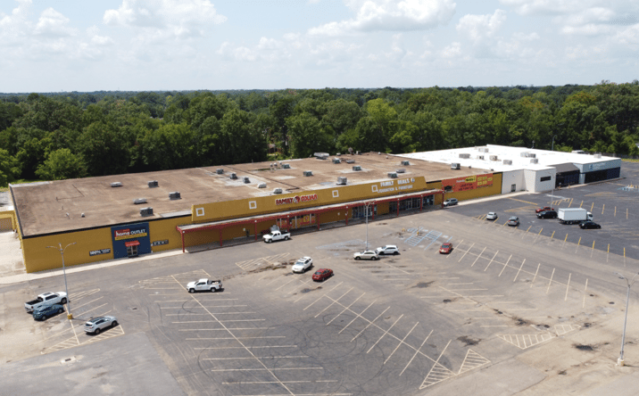 Pictures of Retail property located at 12102 Florida Blvd, Baton Rouge, LA 70815 for lease - image #1