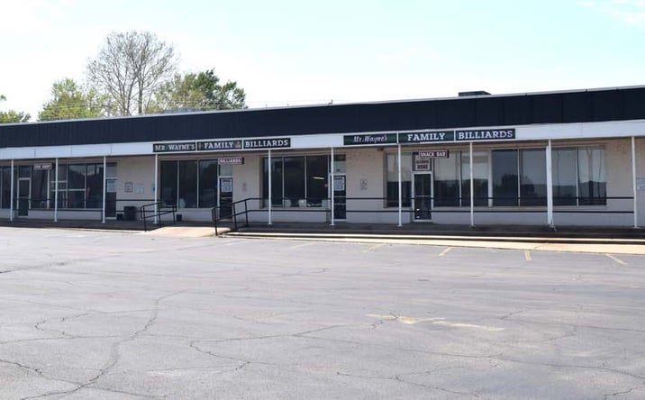 Pictures of Retail property located at 1900 E Cherokee Ave, Sallisaw, OK 74955 for lease - image #1