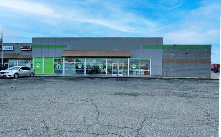 Pictures of Retail property located at 23406 Pacific Hwy S, Kent, WA 98032 for lease - image #1