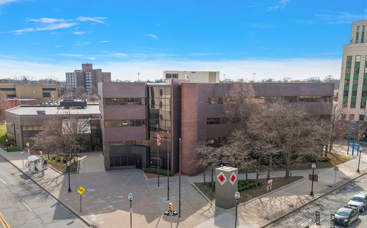 Pictures of Office property located at 10 S Main St, Mount Clemens, MI 48043 for lease - image #1