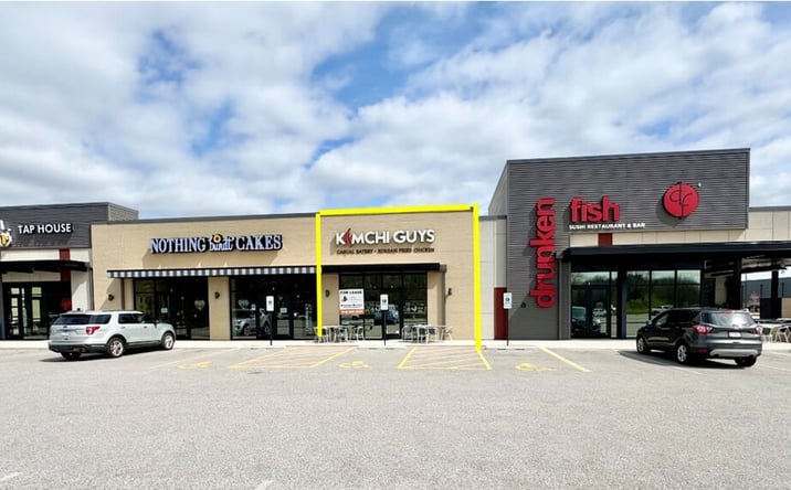 Pictures of Retail property located at 6151 Trace Pkwy Dr, Edwardsville, IL 62025 for lease - image #1