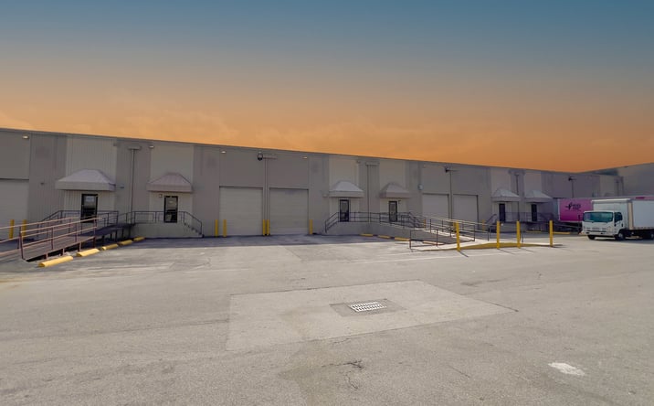 Pictures of Industrial property located at 2926 NW 72nd Ave, Miami, FL 33122 for lease - image #1