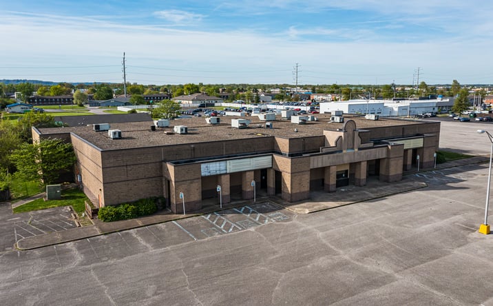 Pictures of Special Purpose property located at 1601 Greentree Blvd, Clarksville, IN 47129 for lease - image #1