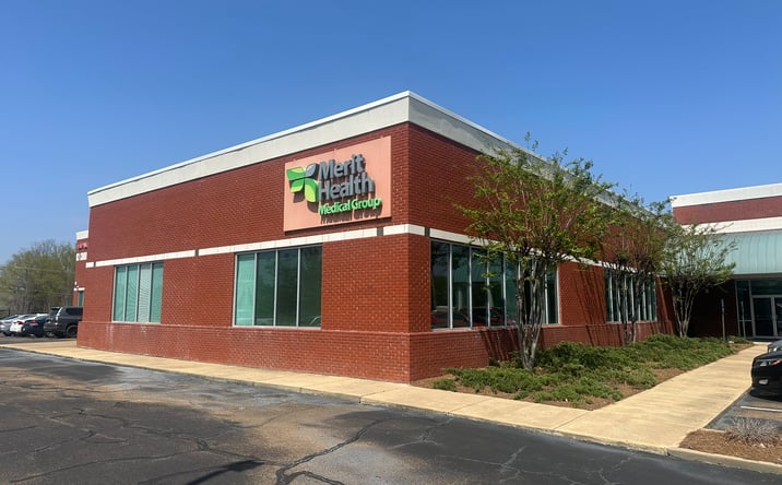 Pictures of Office property located at 1220 N Shore Pkwy, Brandon, MS 39047 for lease - image #1