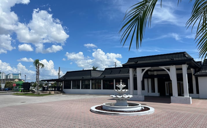 Pictures of Retail property located at 7500 International Dr, Orlando, FL 32819 for lease - image #1