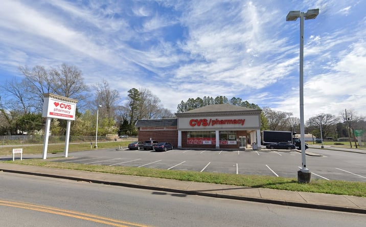 Pictures of Retail property located at 1915 Maple Avenue SE, Rome, GA 30161 for lease - image #1