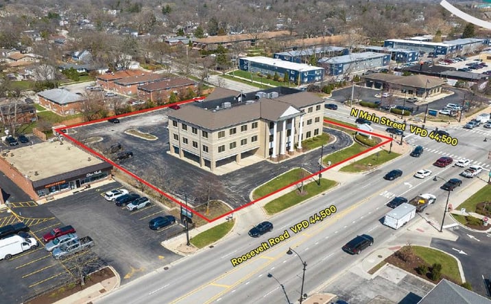 Pictures of Retail, Office property located at 500 Roosevelt Rd, Glen Ellyn, IL 60137 for lease - image #1