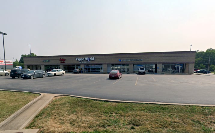 Pictures of Retail property located at 108 Cecil St, Camdenton, MO 65020, Camdenton, MO 65020 for lease - image #1