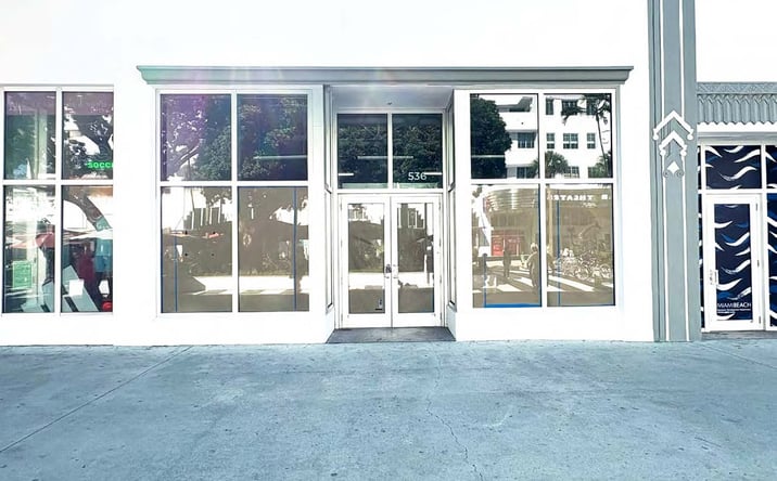 Pictures of Retail property located at 536 Lincoln Rd, Miami Beach, FL 33139 for lease - image #1