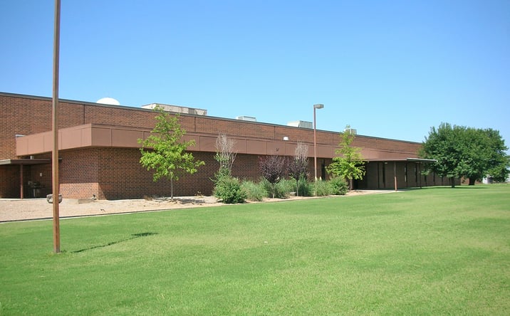 Pictures of Industrial property located at 711 W. 9th Street, Hoba, Cleveland, US 44113 for lease - image #1