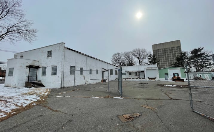 Pictures of Retail, Industrial, Special Purpose property located at 1051 US-9, Woodbridge Township, NJ 07095 for lease - image #1