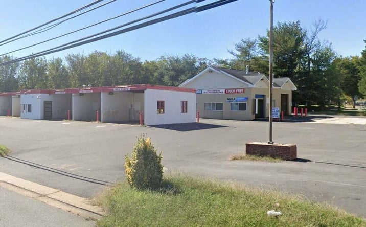 Pictures of Retail property located at 1603 Dixon St, Fredericksburg, VA 22401 for lease - image #1