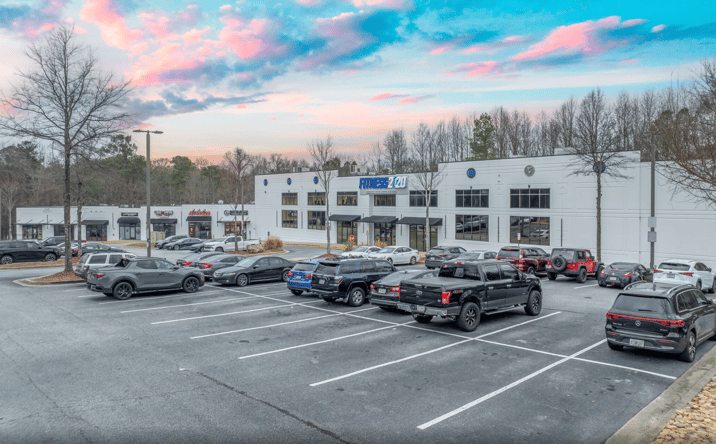 Pictures of Retail property located at 4425 S Cobb Dr SE, Smyrna, GA 30080 for lease - image #1