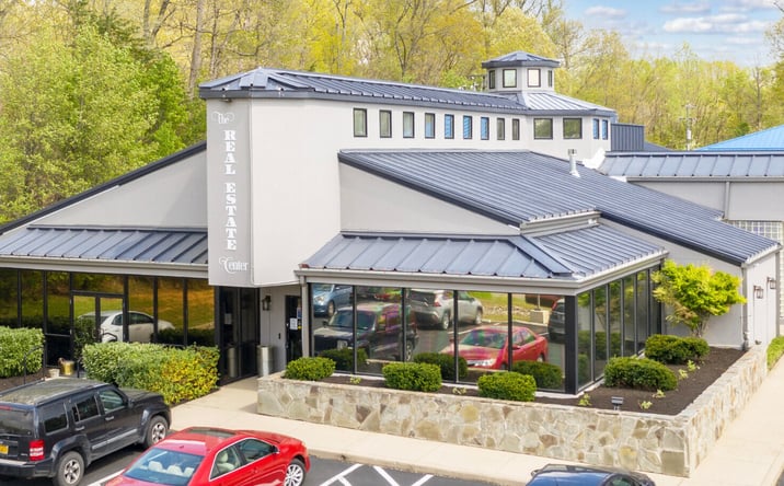 Pictures of Retail, Office property located at 7373 Comfort Inn Dr, Warrenton, VA 20187 for lease - image #1