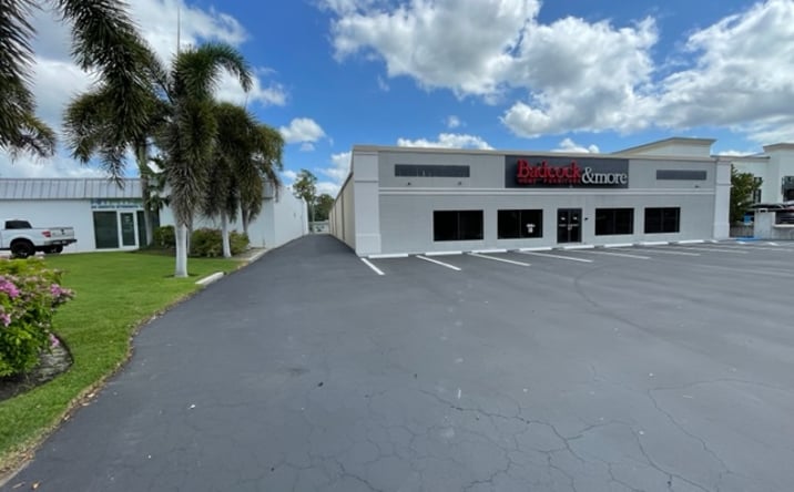 Pictures of Retail property located at 2665 Davis Blvd, Naples, FL 34104 for lease - image #1