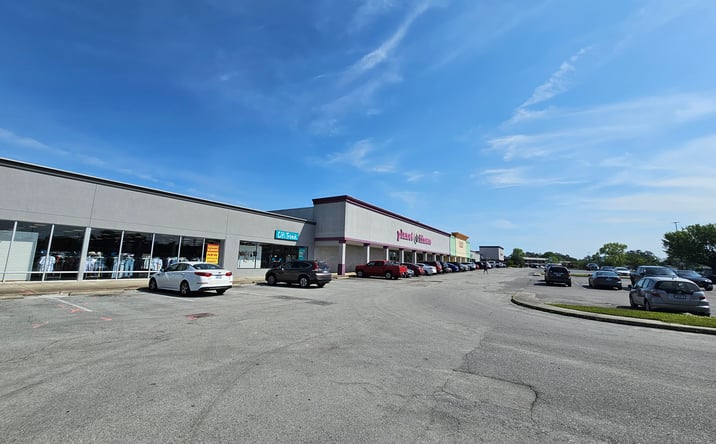Pictures of Retail, Office, Restaurant property located at 1203-1221 Hargett St, Jacksonville, NC 28540 for lease - image #1