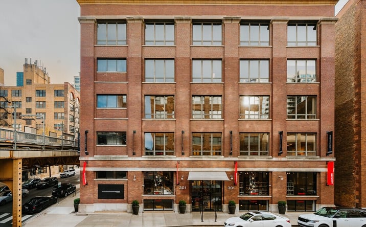 Pictures of Retail, Office property located at 720 N Franklin St, Chicago, IL 60654 for lease - image #1