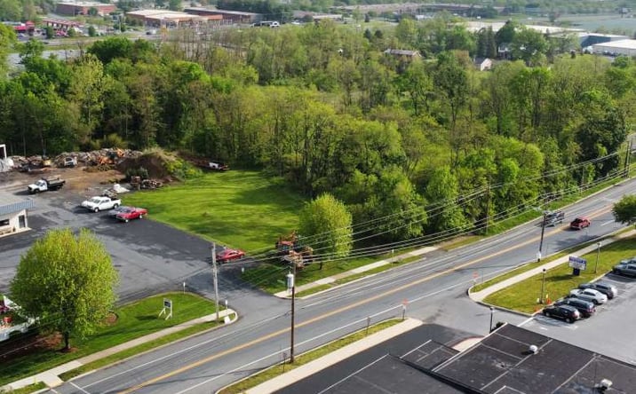 Pictures of Industrial property located at 6130 Jonestown Rd, Harrisburg, PA 17112 for lease - image #1