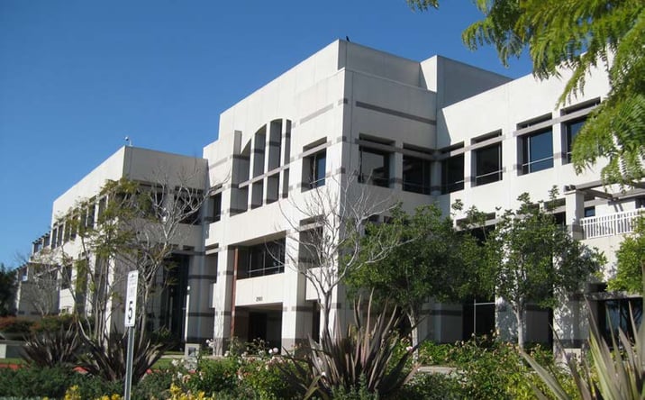 Pictures of Office property located at 2901 N Ventura Road, Oxnard, CA 93036 for lease - image #1