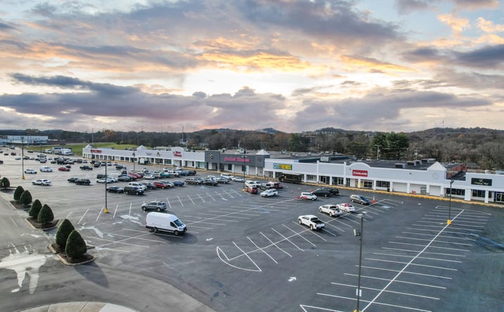 Pictures of Retail, Office, Restaurant property located at 1140 Gallatin Pike S, Nashville, TN 37115 for lease - image #1