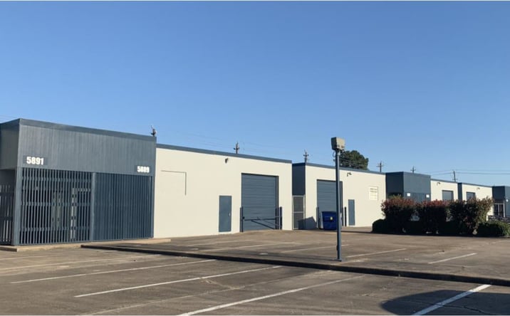 Pictures of Office, Industrial property located at 5845 W 34th St, Houston, TX 77092 for lease - image #1