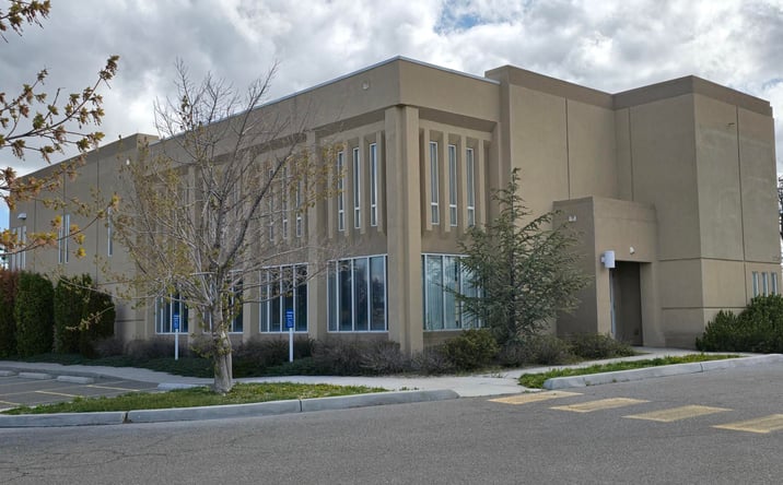 Pictures of Retail, Office property located at 1715 Pole Line Rd E, Twin Falls, ID 83301 for lease - image #1