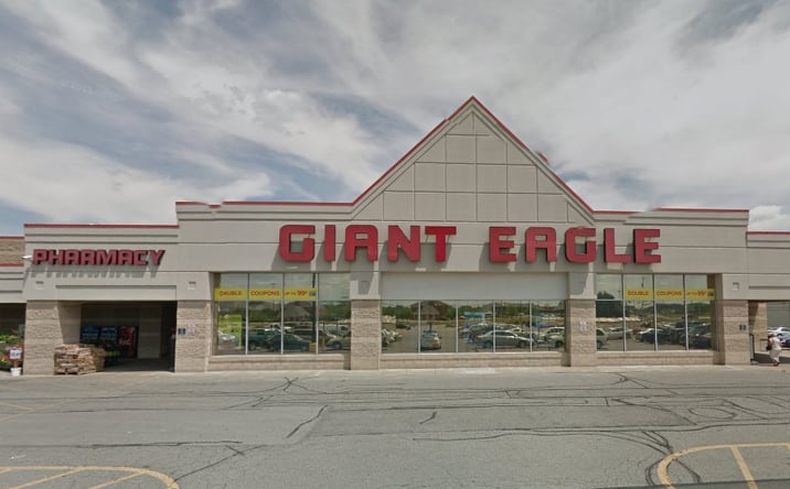 Pictures of Retail property located at 1201 Doral Dr, Youngstown, OH 44514 for lease - image #1