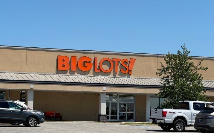 Pictures of Retail property located at 942 Happy Valley Rd, Glasgow, KY 42141 for lease - image #1