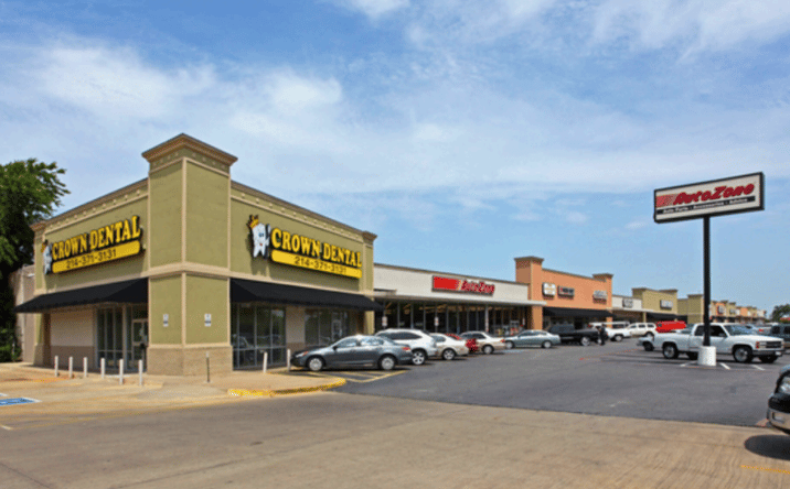Pictures of Retail property located at 2663 S Lancaster Rd, Dallas, TX 75216 for lease - image #1