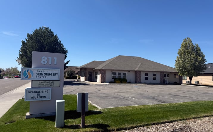 Pictures of Office property located at 811 NW 12th St, Fruitland, ID 83619 for lease - image #1