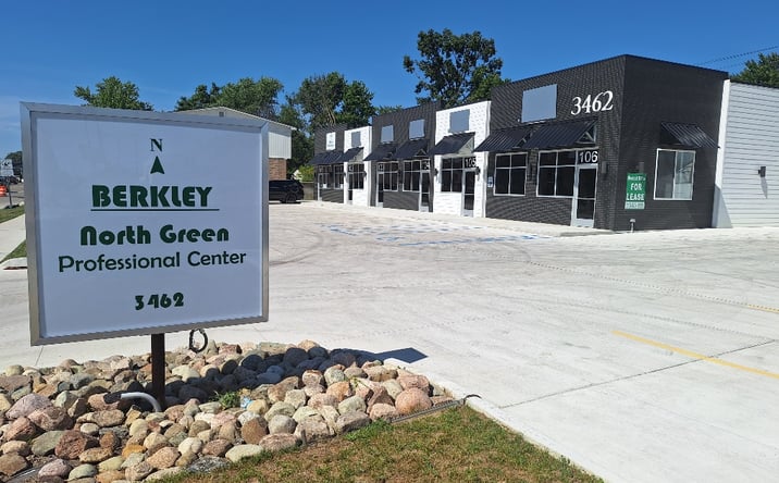 Pictures of Office property located at 3462 Greenfield Rd, Berkley, MI 48072 for lease - image #1