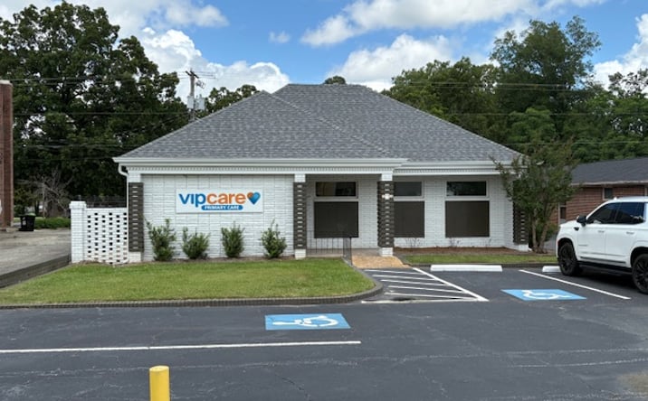 Pictures of Office, Special Purpose property located at 1558 Watson Blvd, Warner Robins, GA 31093 for lease - image #1