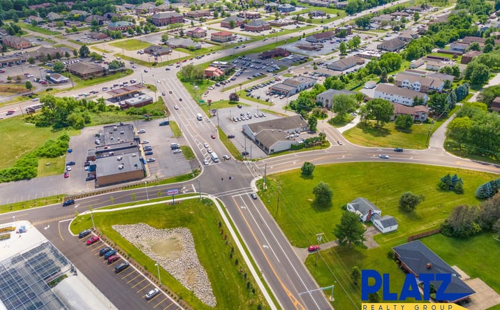 Pictures of Retail, Office property located at 7104 Lockwood Blvd, Boardman, OH 44512 for lease - image #1